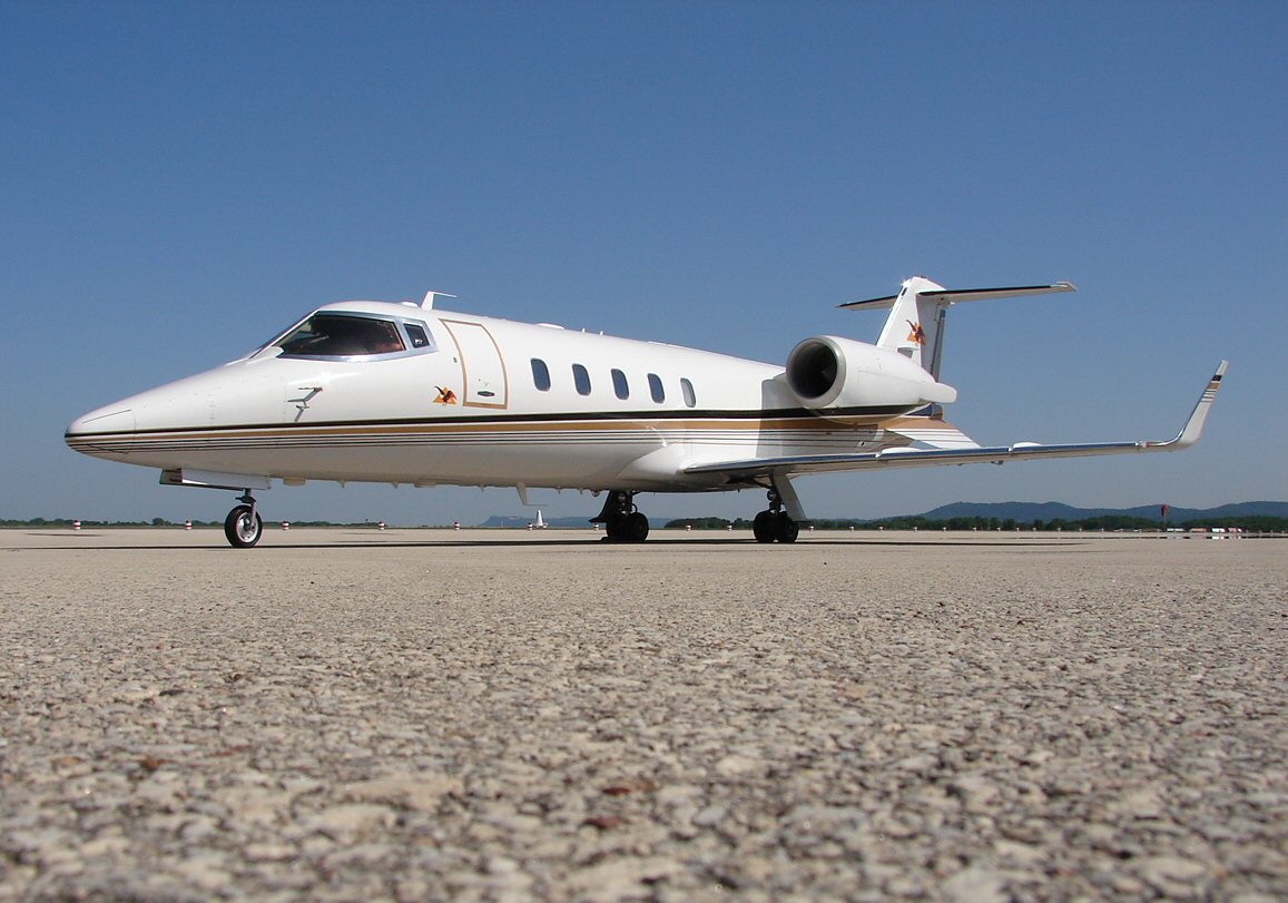 Learjet 60